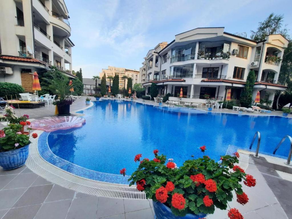 Dkapartments Chateau Valon Sunny Beach Buitenkant foto